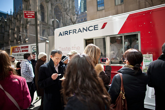 20110325-Air France Gourmet Food Truck-123