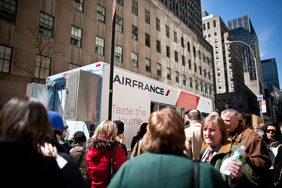 20110325-Air France Gourmet Food Truck-101