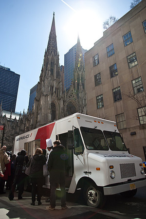 20110325-Air France Gourmet Food Truck-028