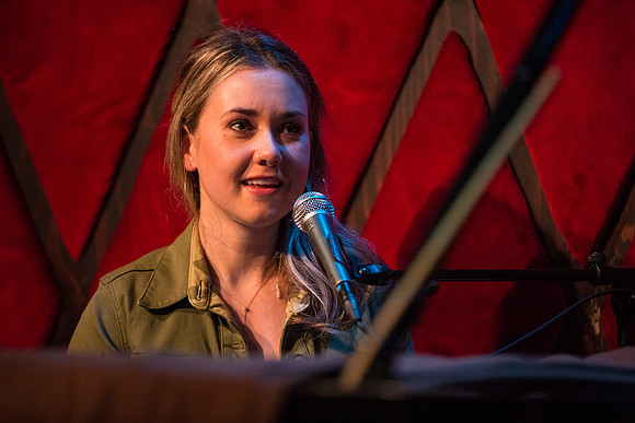 20170327-Alison James-242