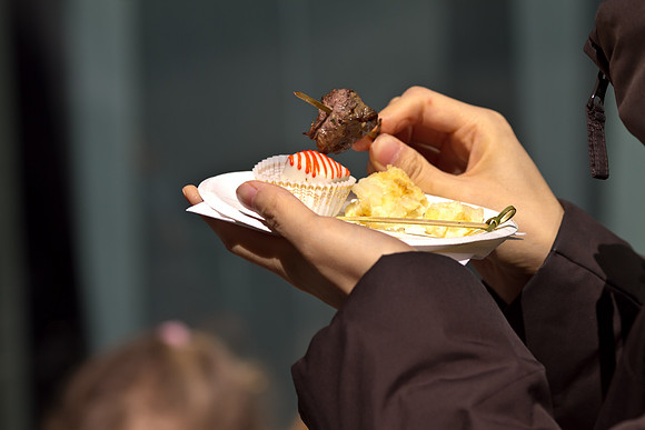 20110325-Air France Gourmet Food Truck-082