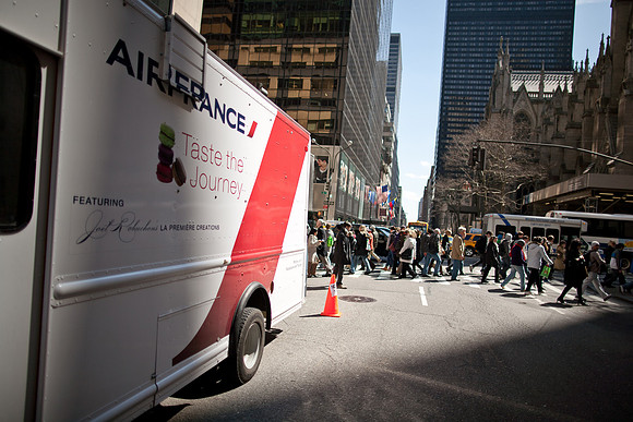 20110325-Air France Gourmet Food Truck-003