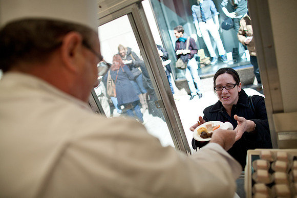 20110325-Air France Gourmet Food Truck-048
