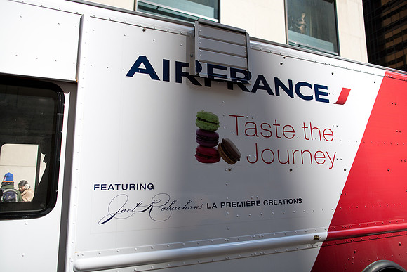 20110325-Air France Gourmet Food Truck-006