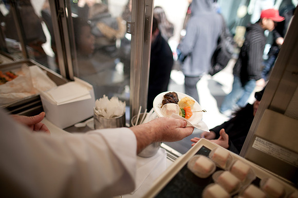 20110325-Air France Gourmet Food Truck-062
