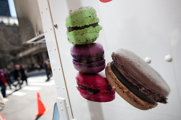 20110325-Air France Gourmet Food Truck-021