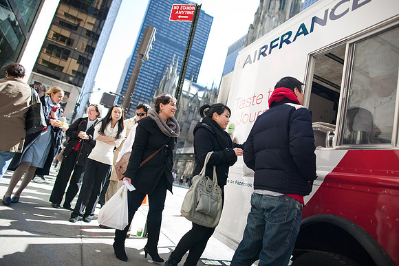 20110325-Air France Gourmet Food Truck-135