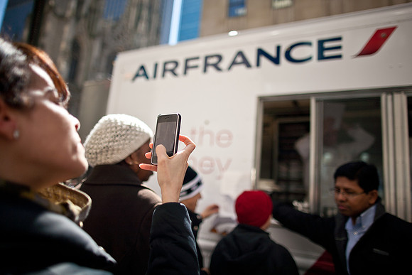 20110325-Air France Gourmet Food Truck-125